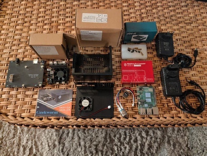 Raspberry Pi 4B 8GB met Geekworm Case & Power Management, Ophalen of Verzenden, Zo goed als nieuw