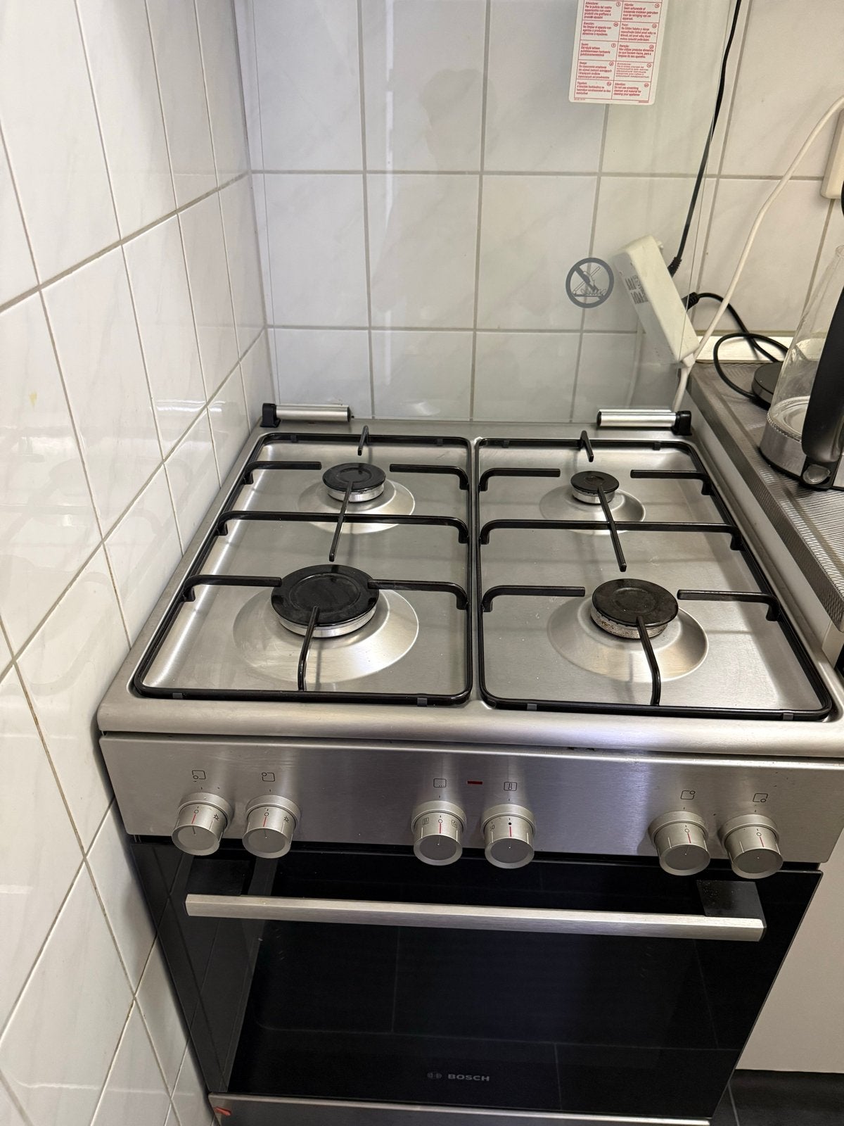 Bosch Gasfornuis met Oven - Zo goed als nieuw, Witgoed en Apparatuur, Fornuizen, 60 cm of meer, Zo goed als nieuw, Gas, Vrijstaand