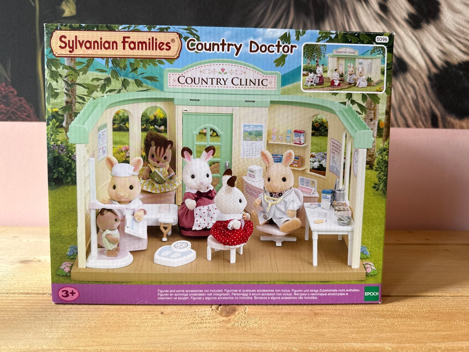 Sylvanian Families Country Clinic - Dierenarts Praktijk, Kinderen en Baby's, Ophalen of Verzenden, Zo goed als nieuw, Jongen of Meisje