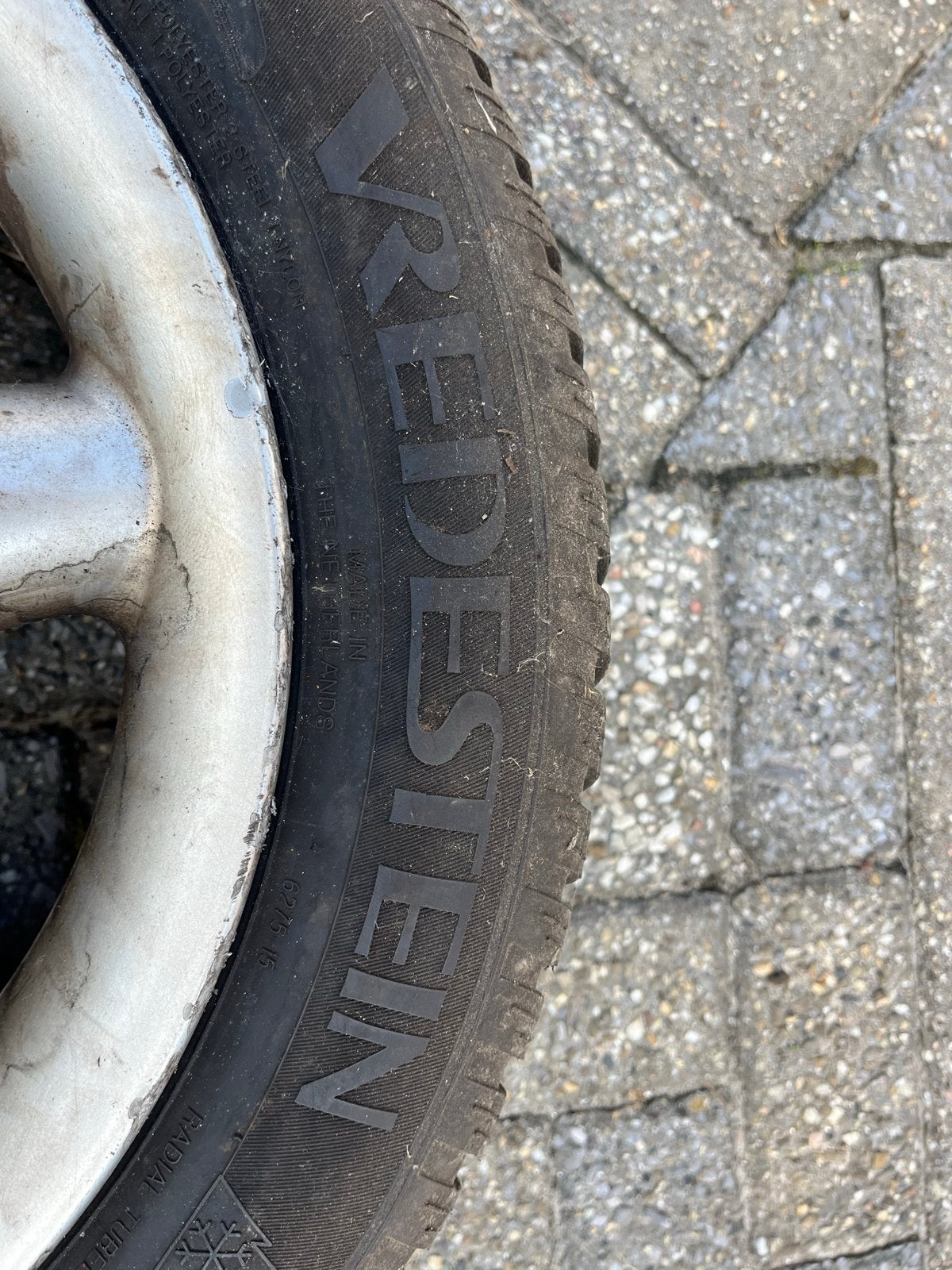4x Vredestein Snowtrac 3 winterbanden met velg 205/55R16, Ophalen, Gebruikt, 16 inch, Banden en Velgen