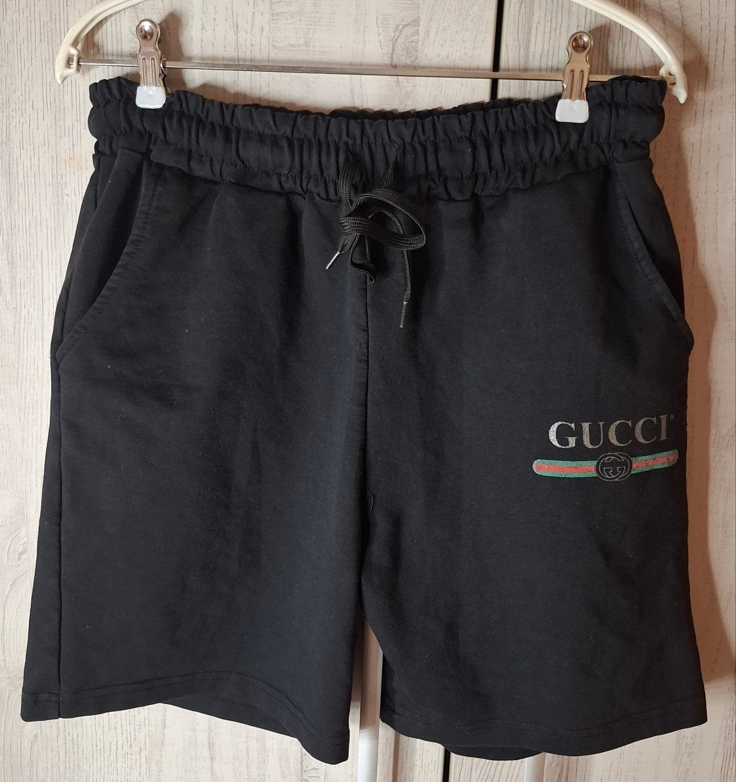 Gucci heren short, maat L, zo goed als nieuw, Maat 52/54 (L), Zwart, Ophalen of Verzenden, Zo goed als nieuw
