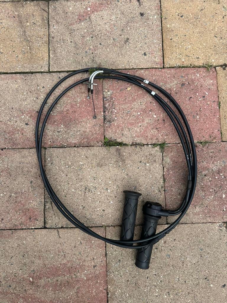Yamaha neo’s handvaten set met gaskabel, Ophalen
