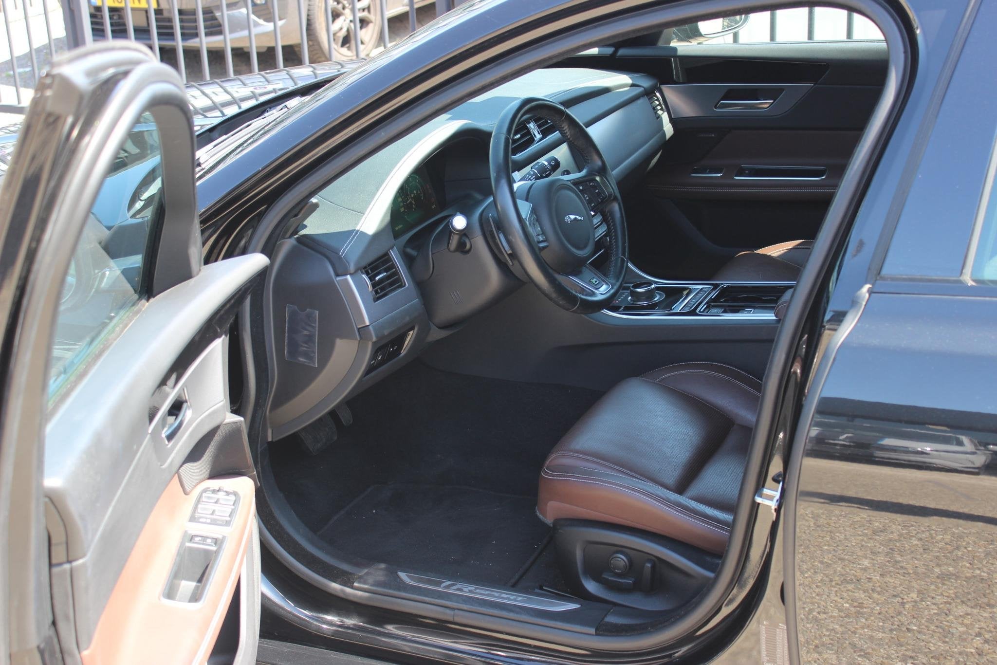 Jaguar XF 2.0d R-Sport Automaat, Automaat, Achterwielaandrijving, Gebruikt, Euro 6