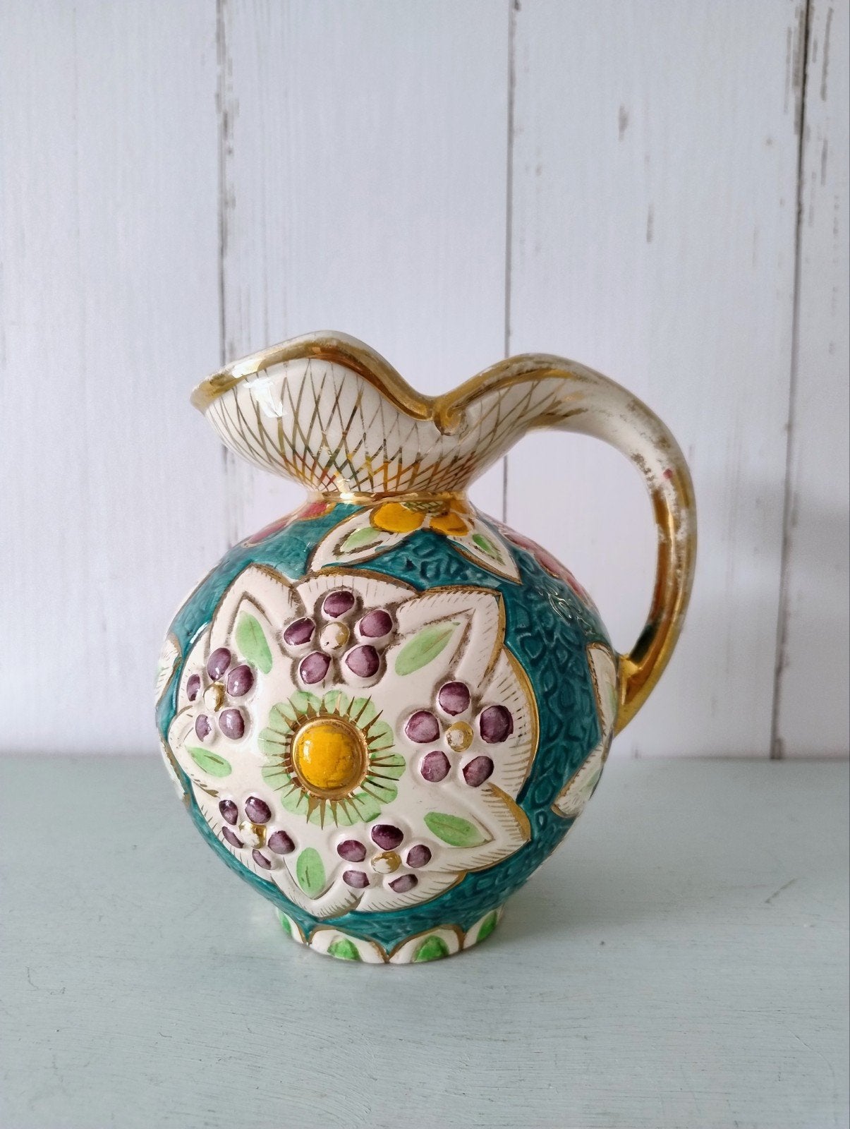 Prachtig Quaregnon Jug After H. Bequet Floral green anemone, Ophalen of Verzenden
