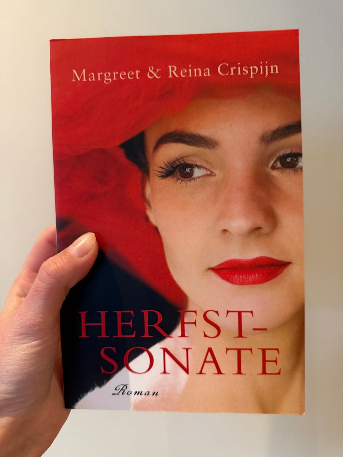 Herfstsonate - Margreet & Reina Crijspijn, Ophalen of Verzenden, Zo goed als nieuw, Nederland