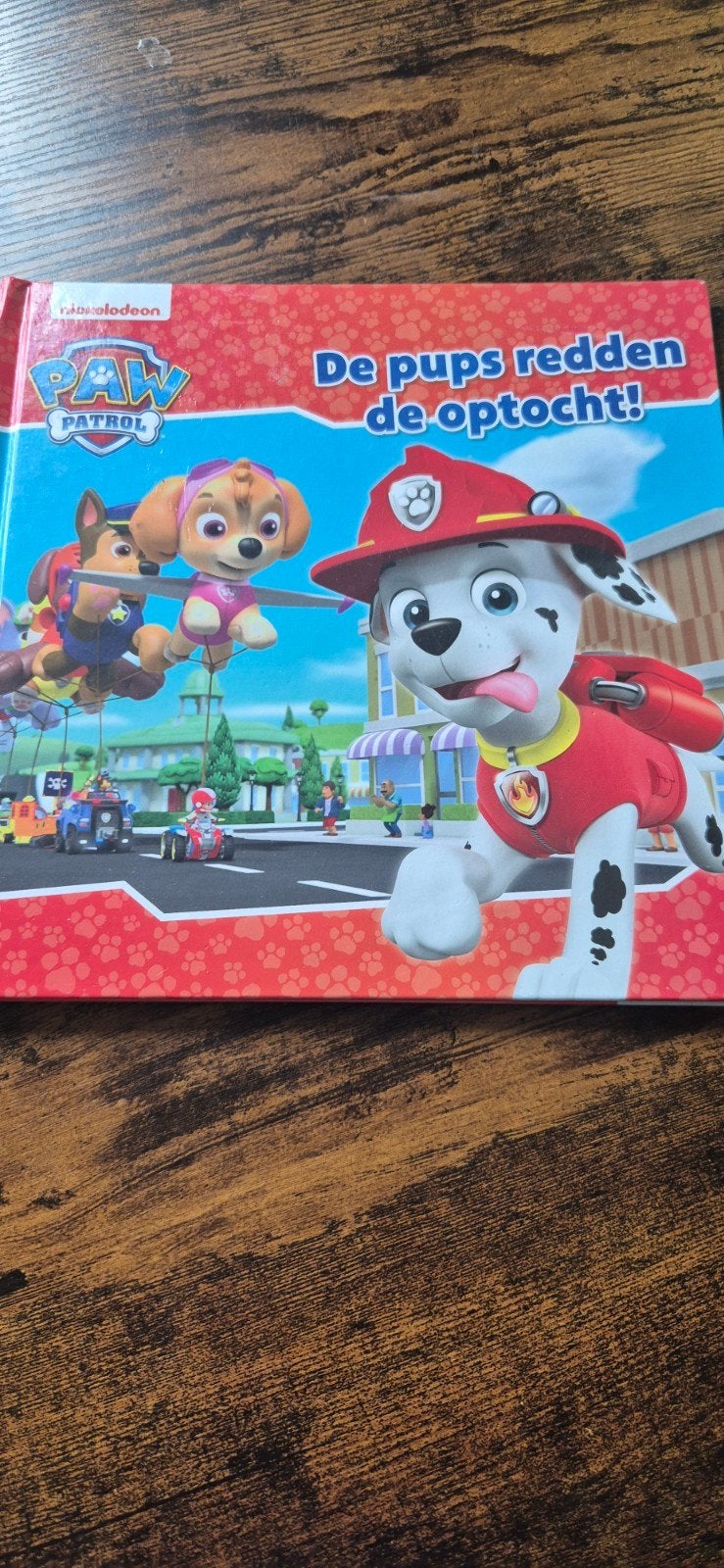 boek paw patrol, Ophalen of Verzenden, Gelezen, Fictie algemeen