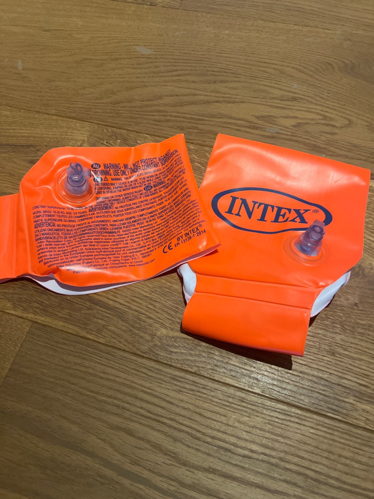 Intex Zwembandjes voor kinderen 3-6 jaar (18-30 kg), Ophalen, Zo goed als nieuw