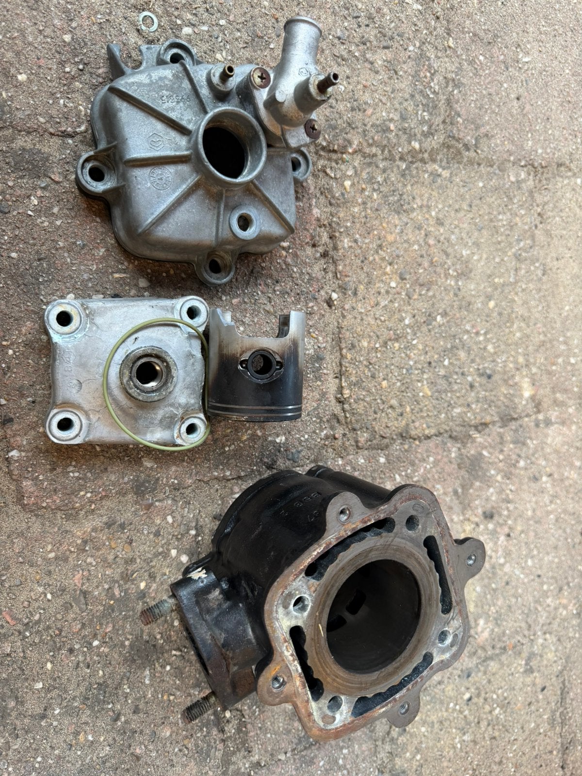 125cc cilinderset, Ophalen, Cilinder
