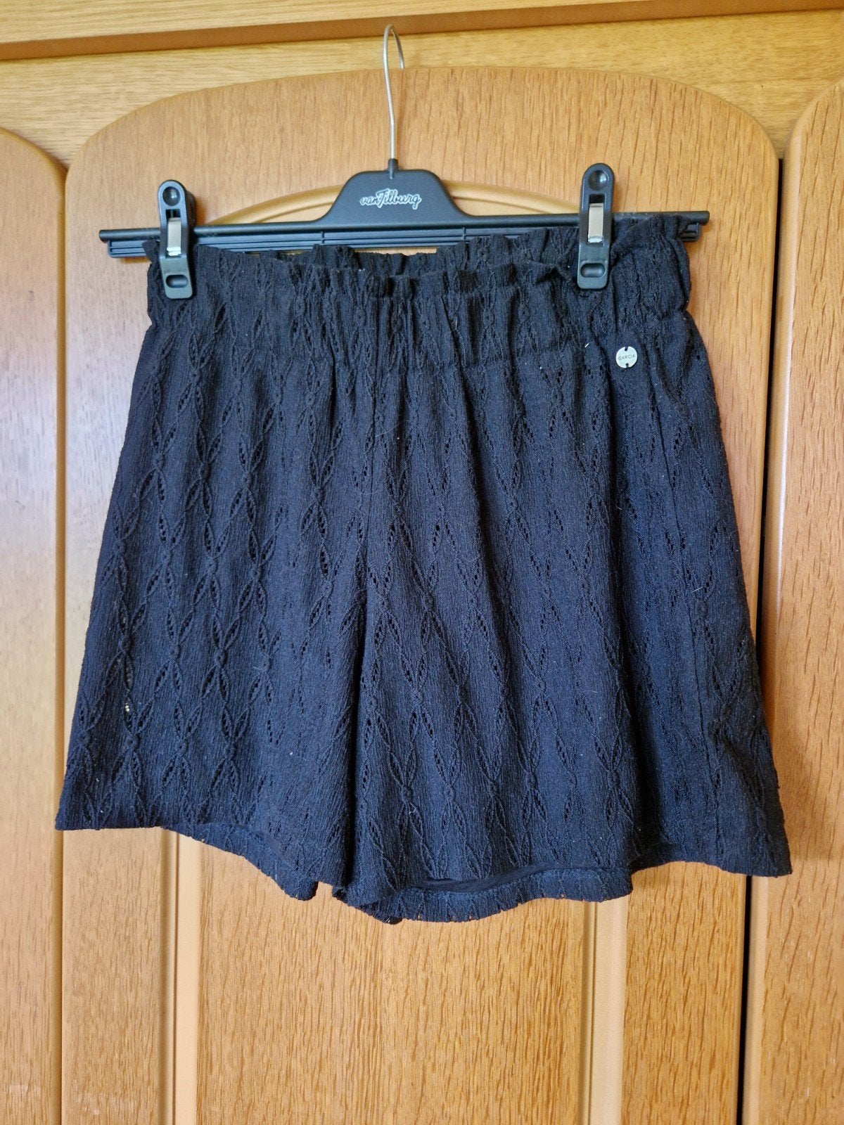 Garcia Zwart Kanten Short - Maat S, Kleding | Dames, Zwart, Ophalen of Verzenden, Maat 36 (S), Gedragen
