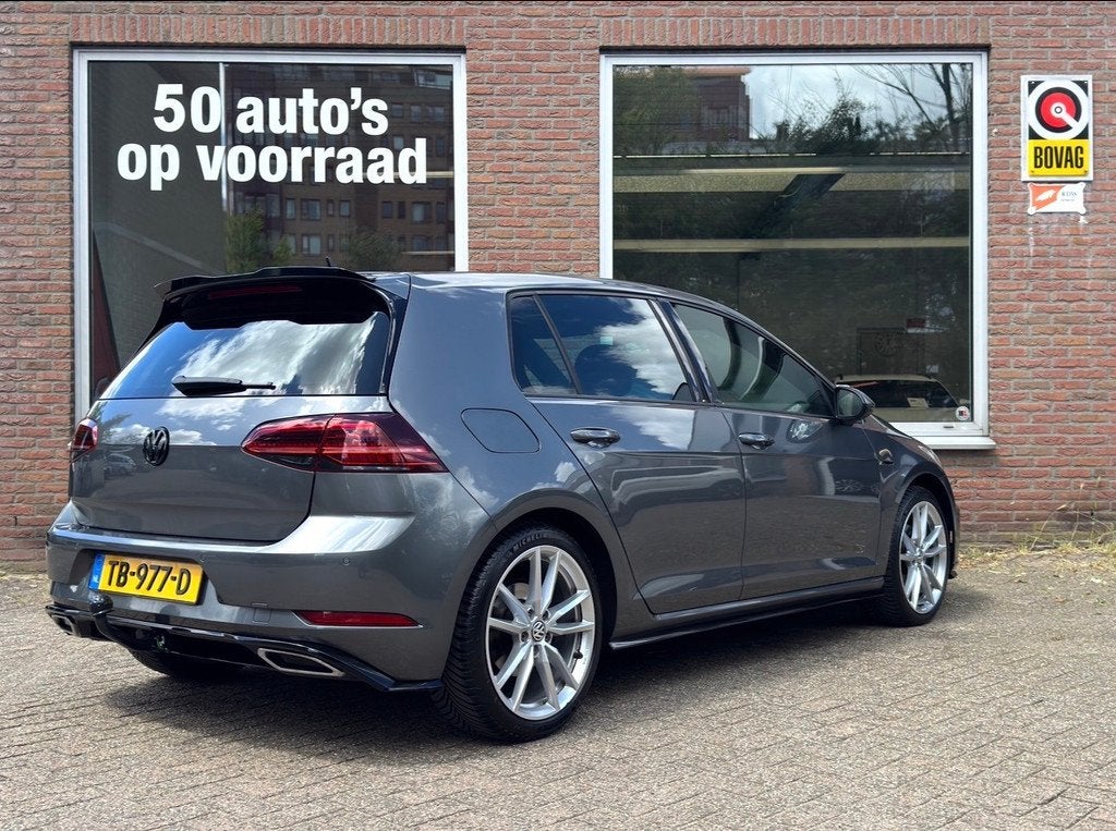 Volkswagen Golf 1.5 TSI Highline Business R | Navi | Virtual, Auto's, 4 cilinders, 150 pk, Origineel Nederlands, Bedrijf