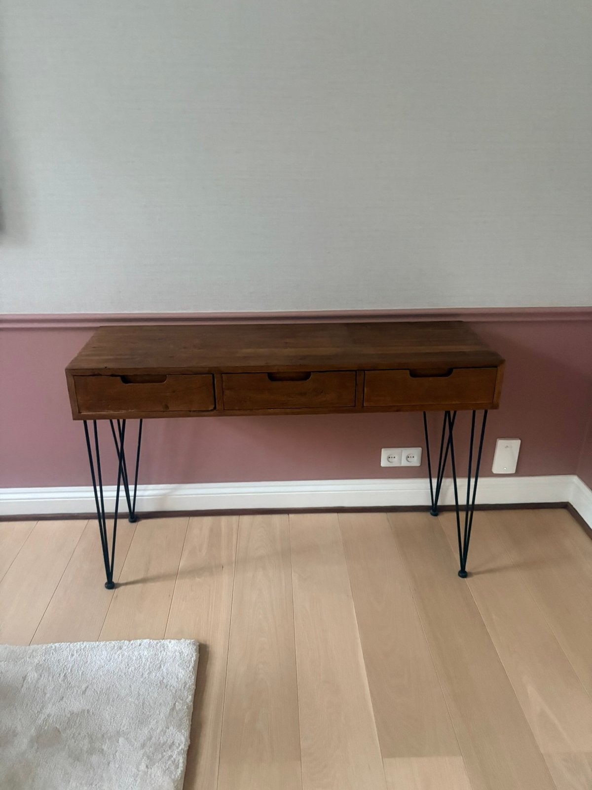 Sidetable, Ophalen, 100 tot 150 cm, Zo goed als nieuw, 25 tot 50 cm