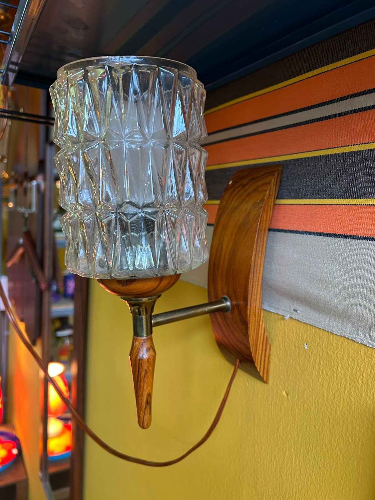 Prachtige vintage jaren 60 wandlamp, hout glas, Ophalen of Verzenden, Huis en Inrichting