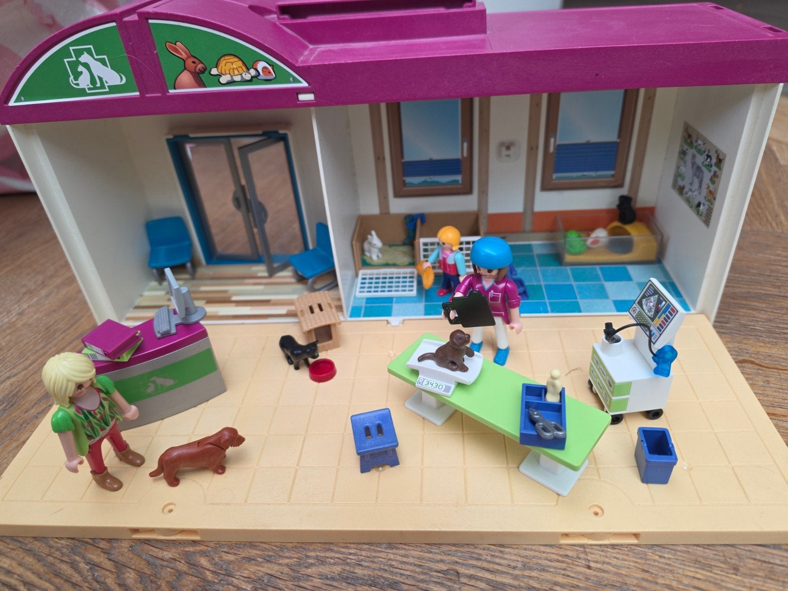 Playmobil 70146 Dierenkliniek met Dierenartsen, Ophalen of Verzenden