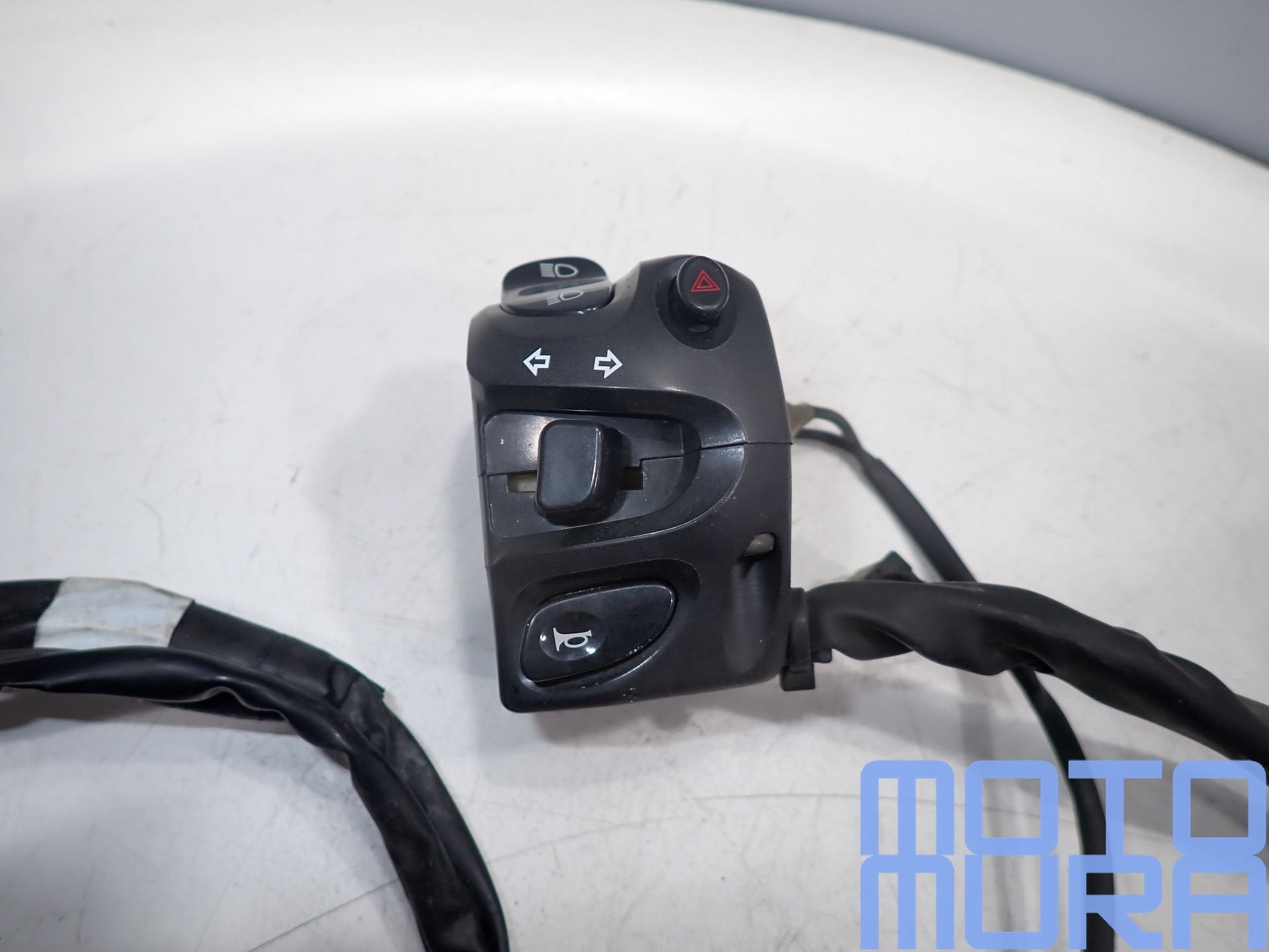 Yamaha FZ8 2011 - 2015 linker stuurschakelaar stuurknop knop, Gebruikt, -, -, Ophalen of Verzenden