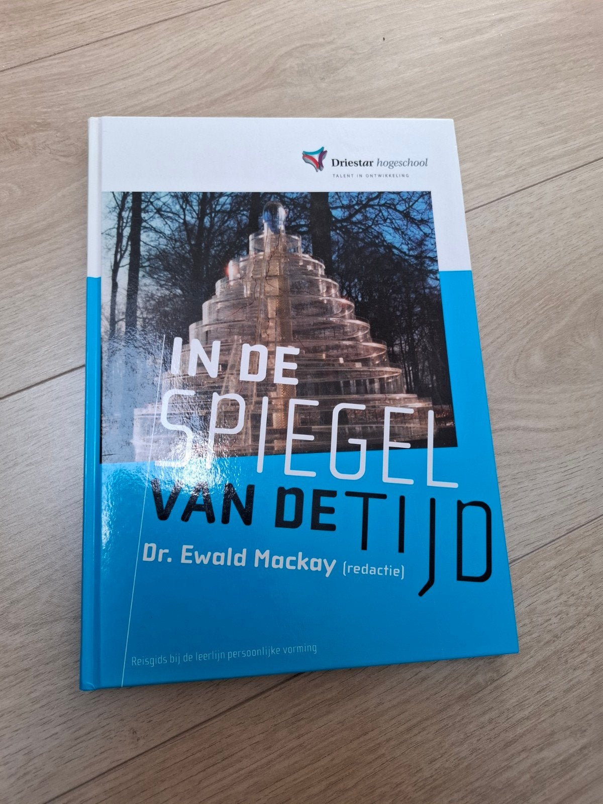 In de Spiegel van de Tijd - Dr. Ewald Mackay (redactie), Zo goed als nieuw, Dr. Ewald Mackay (redactie), Gamma, HBO