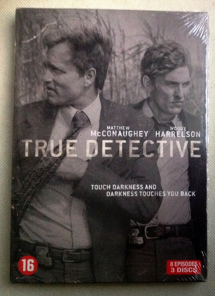 True Detective Matthew McConaughey en Woody Harrelson 3DVD, Cd's en Dvd's, Dvd's | Tv en Series, Vanaf 16 jaar, Seizoen 1, Nederlands