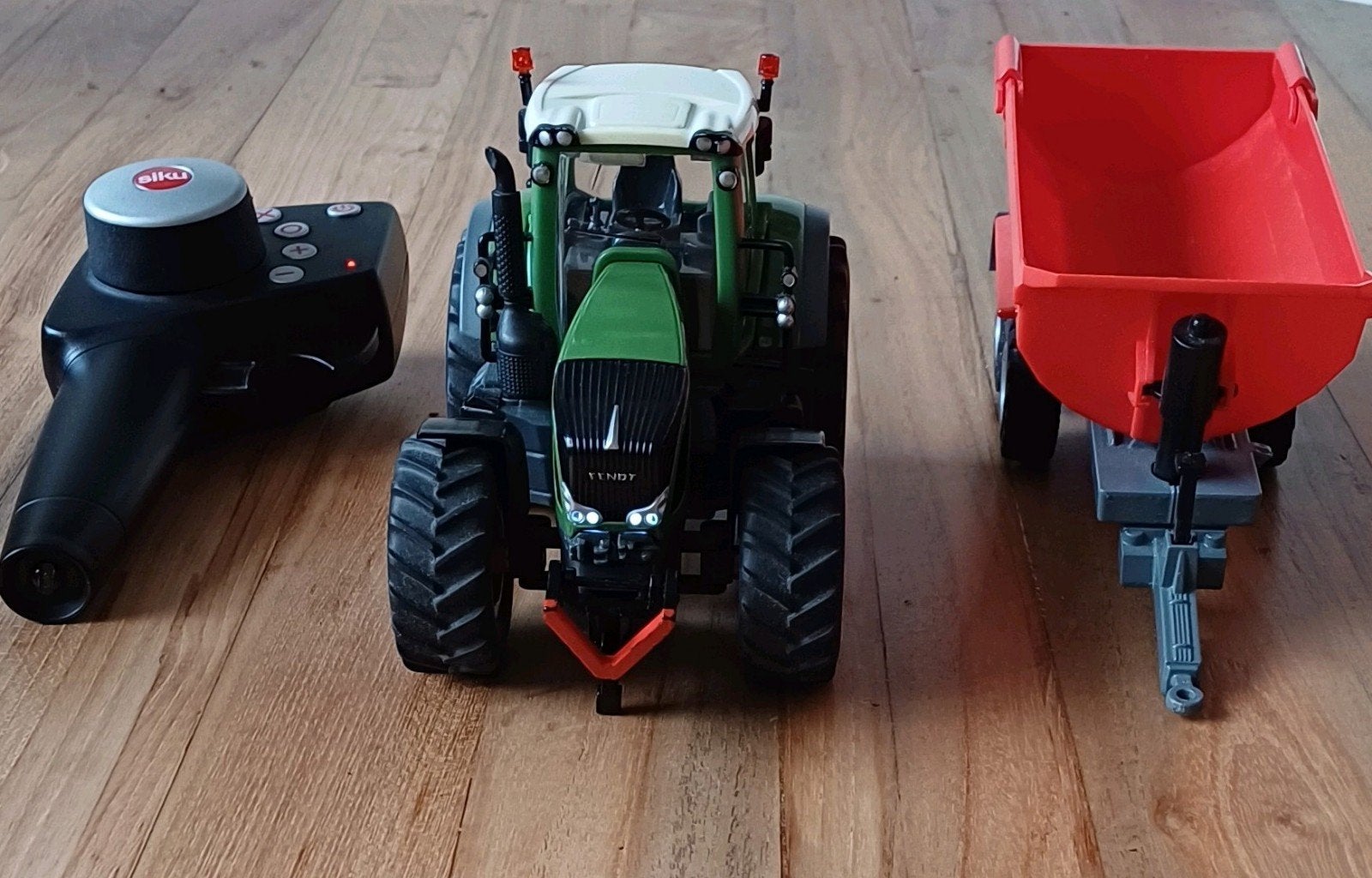 Siku Control Fendt 939 Vario met Krampe Kipper, Elektro, Auto offroad, Ophalen of Verzenden, Zo goed als nieuw