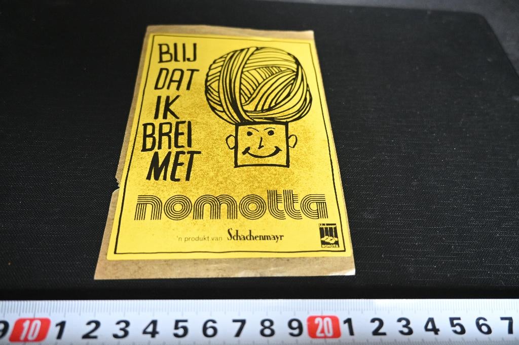 sticker Blij dat ik brei met NOMOTTA, Ophalen, Zo goed als nieuw