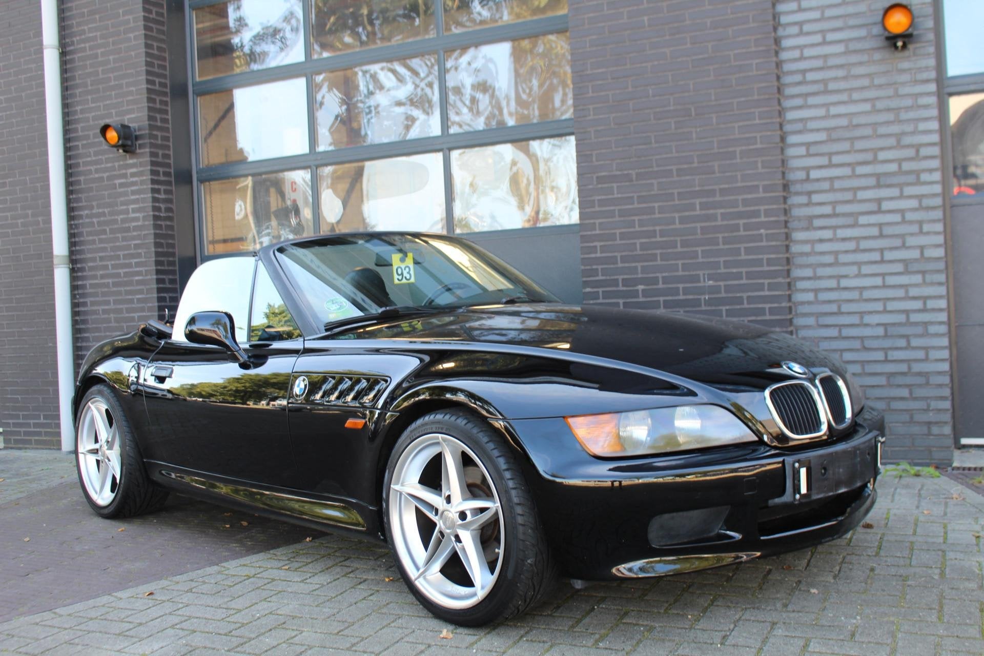 BMW Z3 Roadster 1.8 NETTE CONDITIE ORIGINEEL!, Auto's, Oldtimers, Voorwielaandrijving, Stof, Zwart, Cabriolet