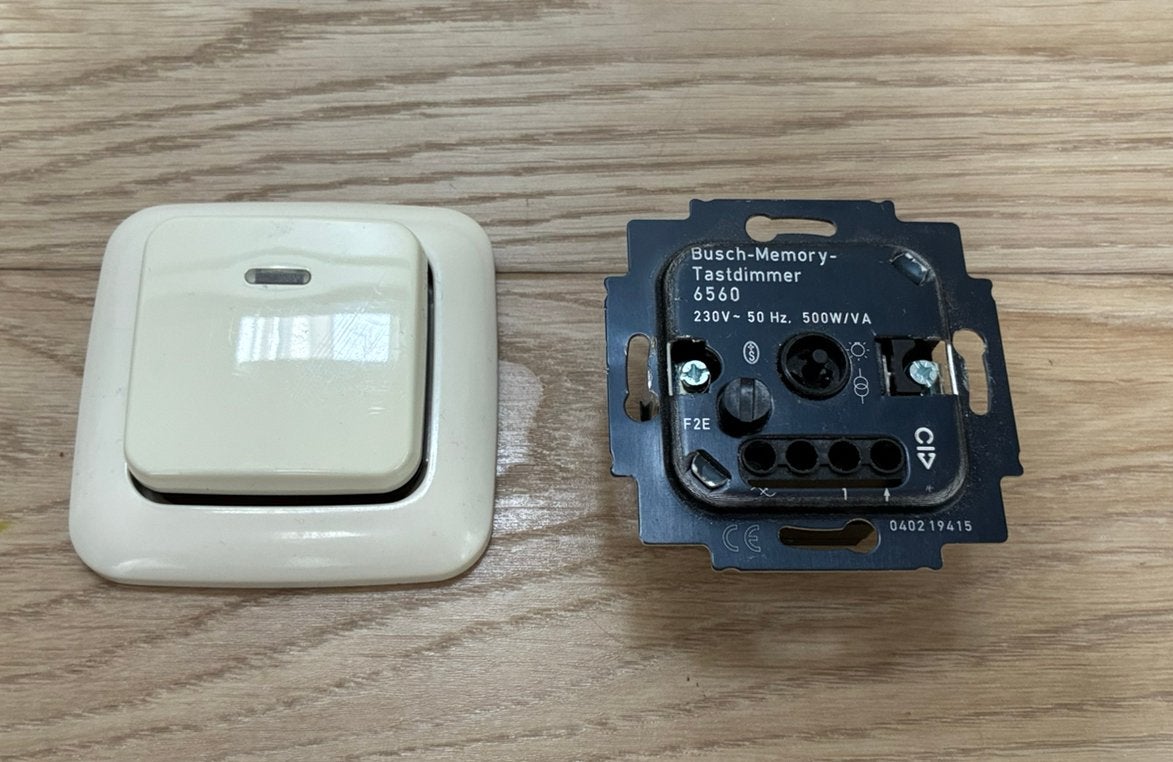 Busch tastdimmer 6560 met bedieningsknop 6543, Ophalen of Verzenden, Gebruikt, Busch-Jaeger, Dimmer