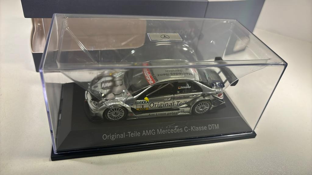 Mercedes c klasse original teile amg dtm #1 minichamps 1.43, Auto, Ophalen of Verzenden, MiniChamps, A
