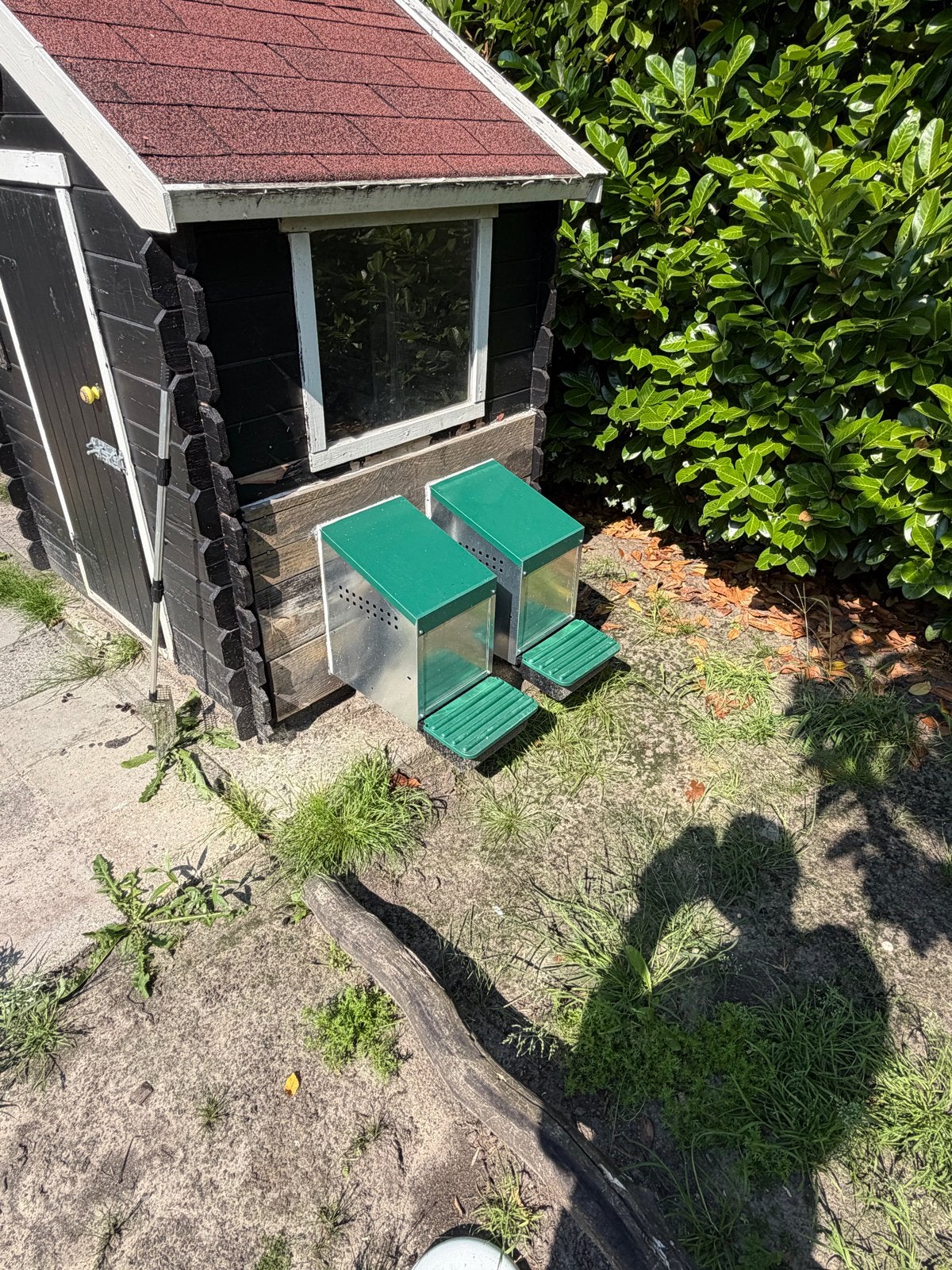 2x Uitwendig Legnest metaal, Ophalen of Verzenden, Gebruikt, Kippenhok of Kippenren