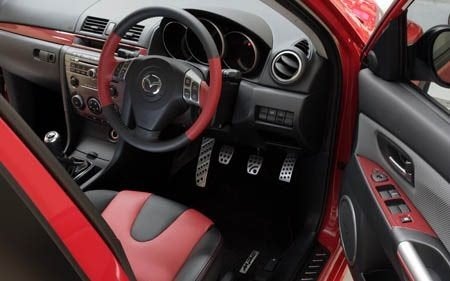 ***GEZOCHT*** Tweekleurig stuurwiel Mazda 3 BK, Ophalen, Mazda