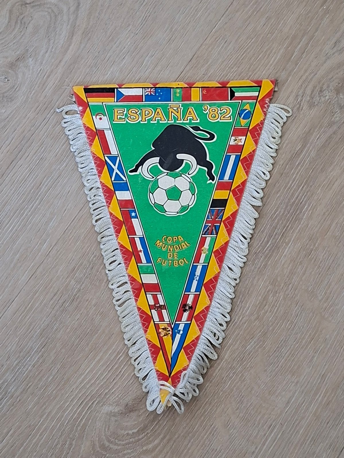 WK Voetbal 1982 Vaan, Ophalen of Verzenden, Buitenlandse clubs, Vaantje of Sjaal
