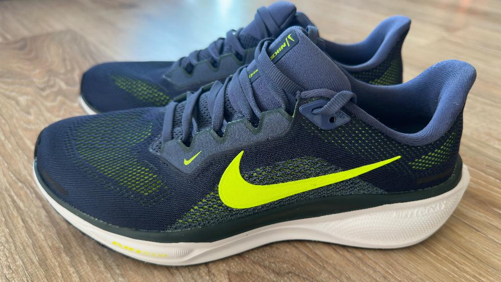 Nike Air Zoom Pegasus 40 – Hardloopschoenen – Maat 42, Blauw, Sportschoenen, Nike, Ophalen of Verzenden