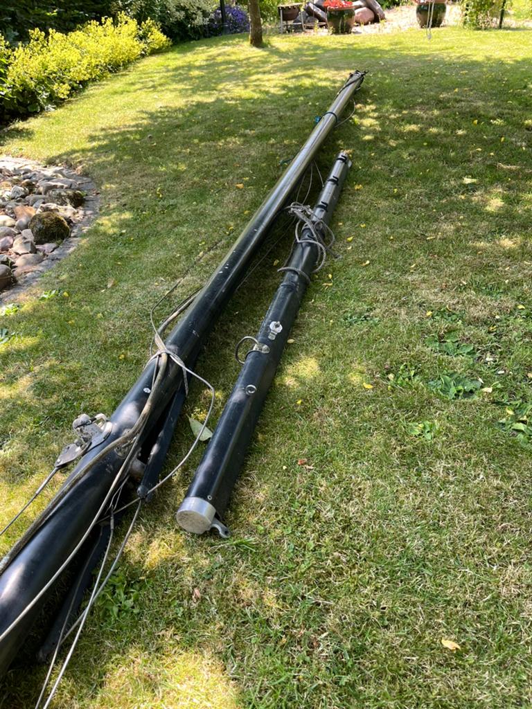 Mast, giek en zeilen, Ophalen, Zo goed als nieuw, Minder dan 15 m²