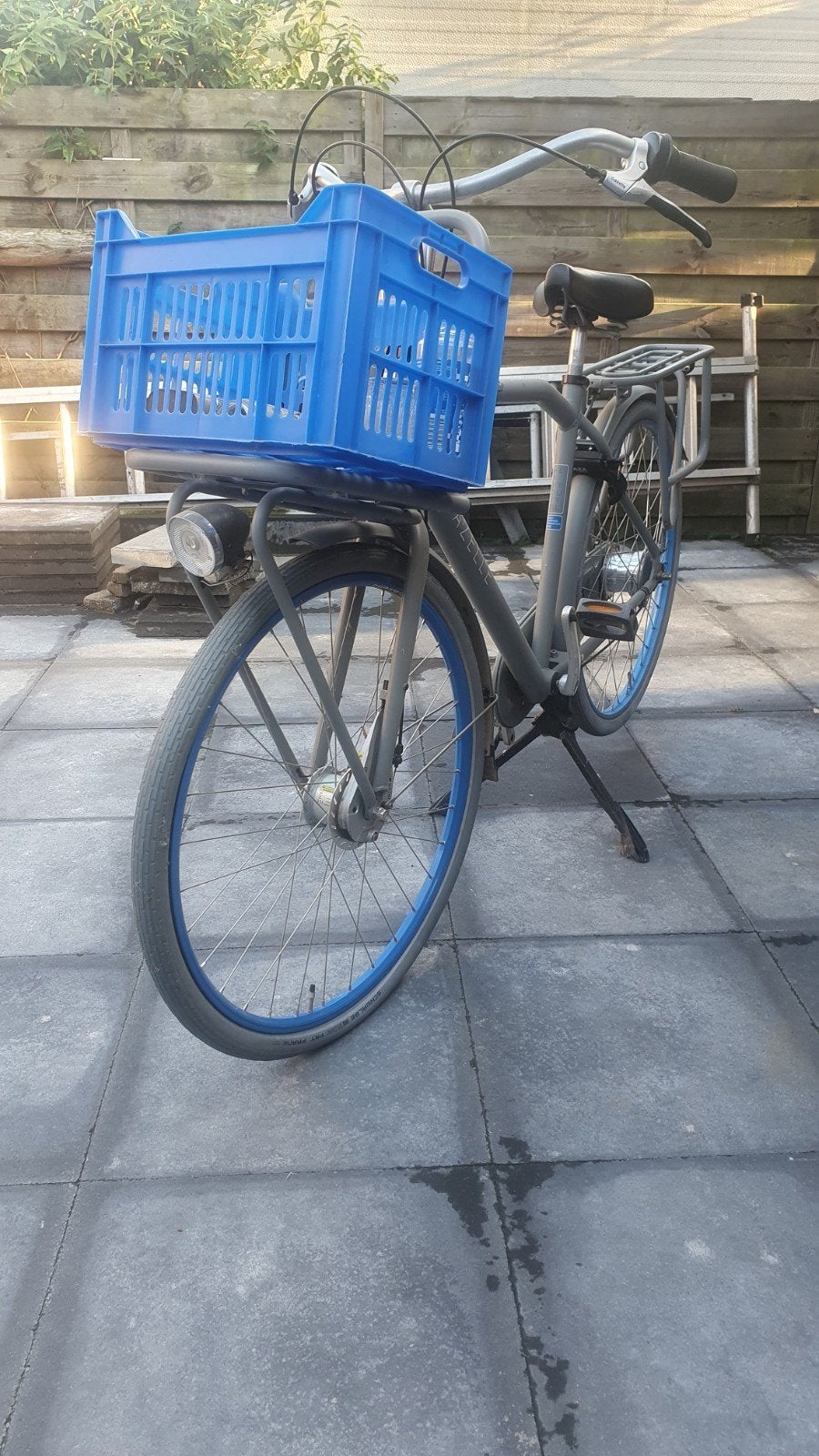 Gazelle Transport/stadsfiets met krat - Grijs/Blauw, Fietsen en Brommers, Ophalen, Gebruikt, Versnellingen, Schijfrem