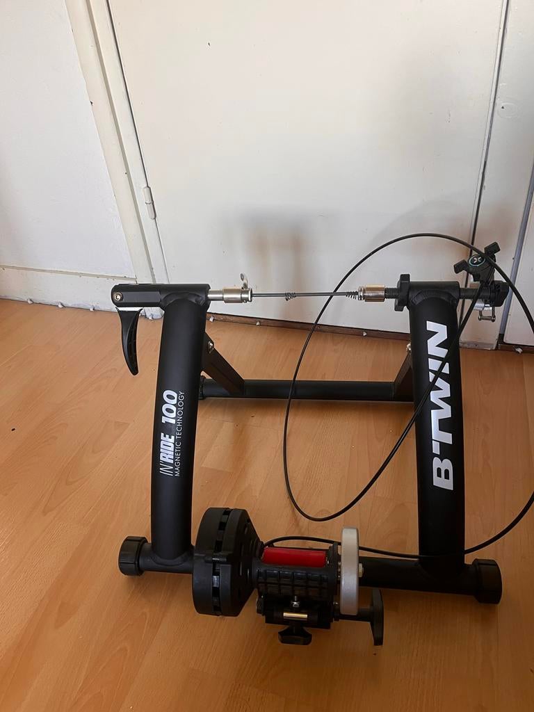 B'TWIN In'Ride 100 Fiets Trainer Rollerbank - Ongebruikt, Ophalen, Overige typen, Racefiets, Nieuw