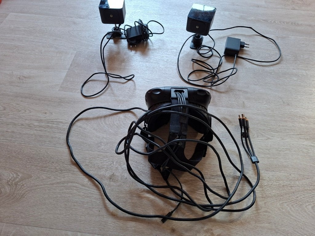 HTC Vive complete basisset, Ophalen of Verzenden, Gebruikt, VR-bril, Pc