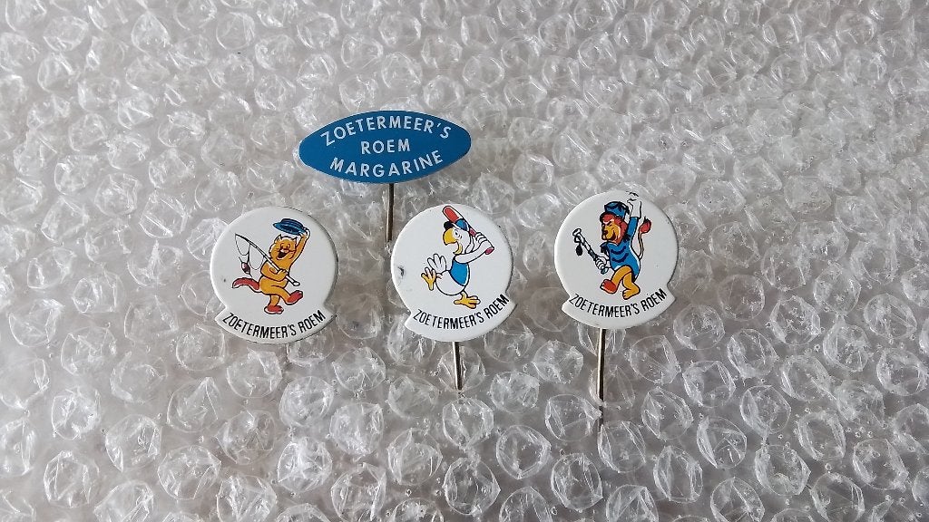 4 verschillende speldjes zoetermeers roem margarine, Ophalen of Verzenden, Zo goed als nieuw, Overige onderwerpen
