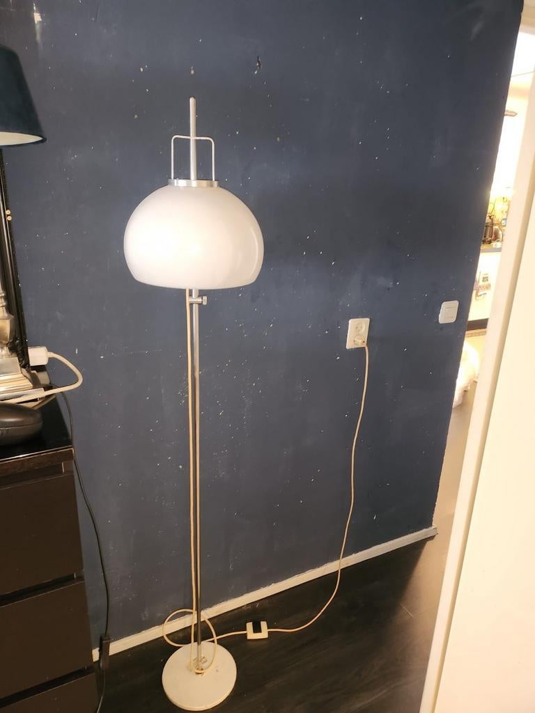 Guzzini dijkstra jolly italiaans design vintage vloerlamp, Ophalen, Gebruikt, Minder dan 100 cm
