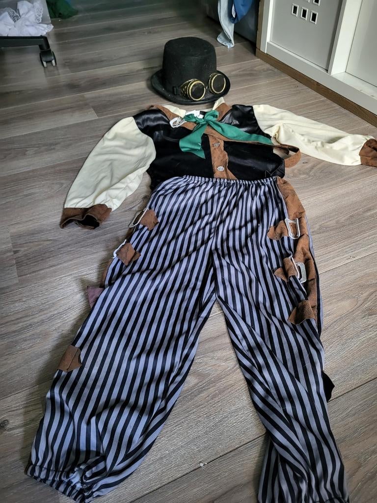 Steampunk kleding, Ophalen of Verzenden, Zo goed als nieuw, 134 t/m 140, Jongen