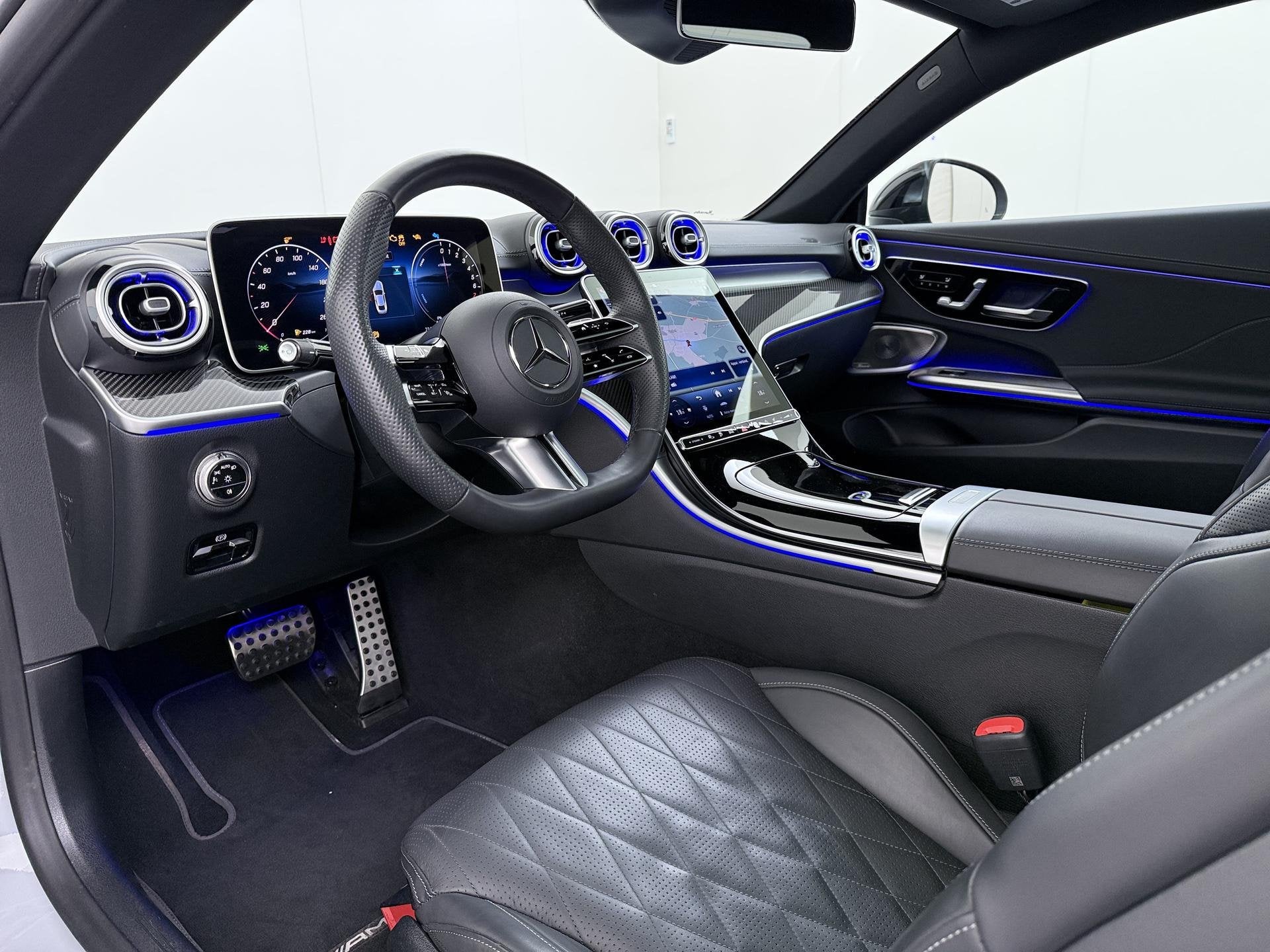 Mercedes-Benz CLE Coupé 300 e AMG Line Premium | Full optio, Automaat, 4 cilinders, 4 stoelen, Bedrijf
