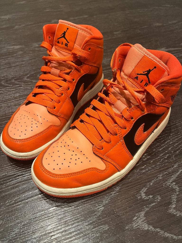 Air Jordan 1 Mid Se Rush Oranje, Nike Air Jordan, Nieuw, Oranje, Ophalen of Verzenden