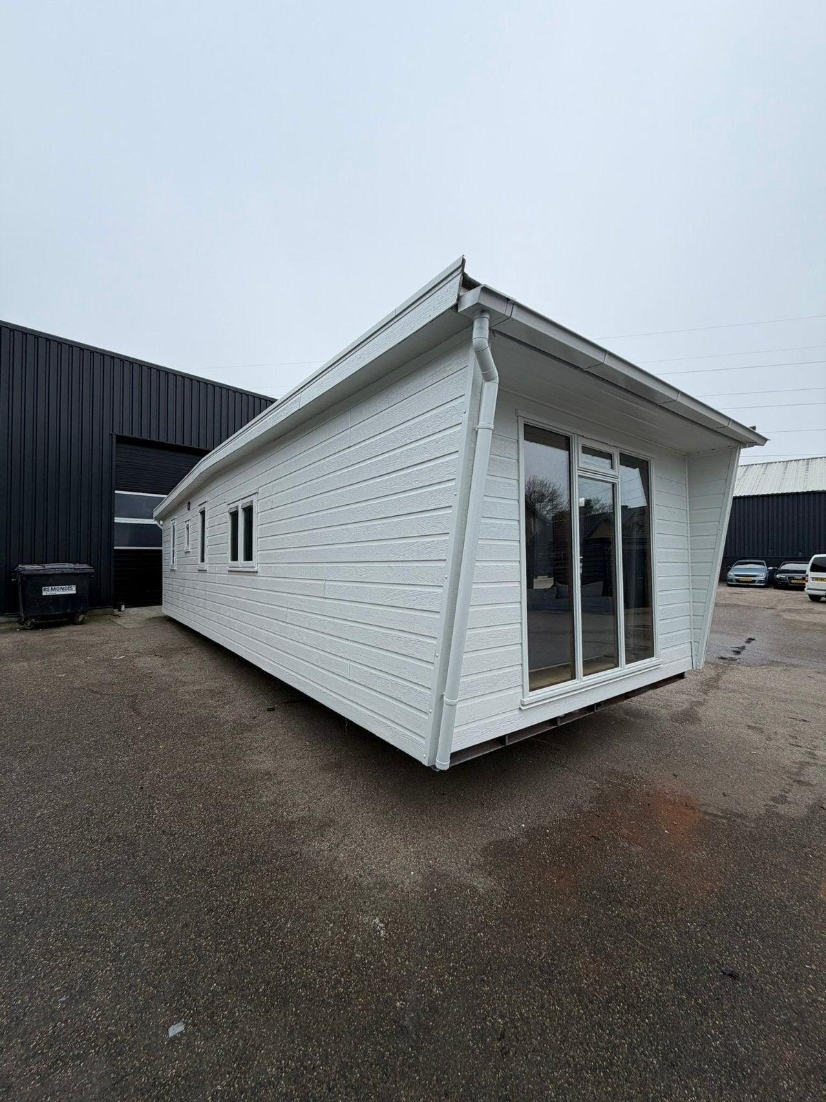 Chalet te koop 11m x 3.70m inclusief transport