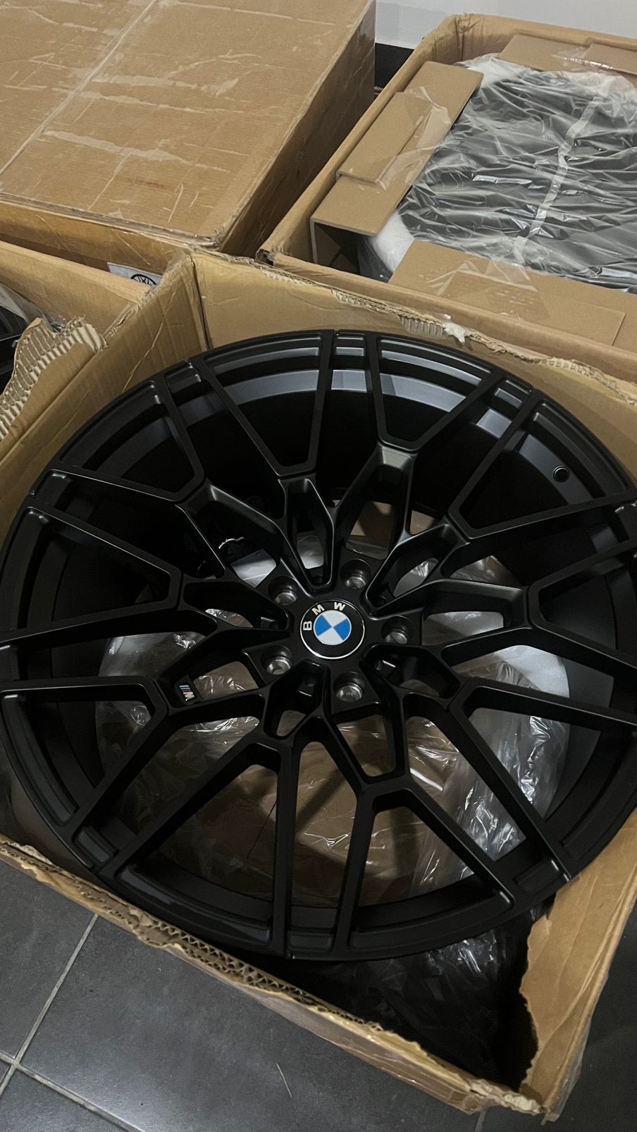 827M CS STYLE COMPLETE SET FOR M5 G90/G99 PERFECT FITMENT, Auto-onderdelen, Velg(en), Nieuw, Overige maten, Ophalen of Verzenden