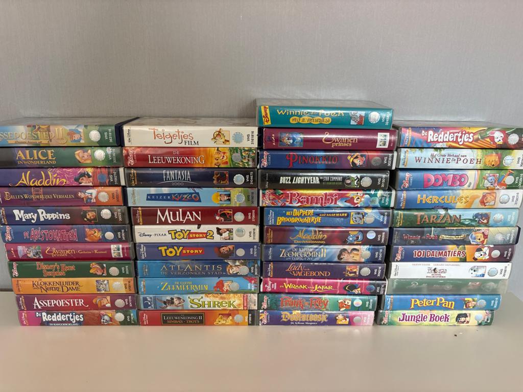 Grote collectie Disney VHS-banden nederlandstalig, Gebruikt, Tekenfilm, Boxset, Ophalen of Verzenden