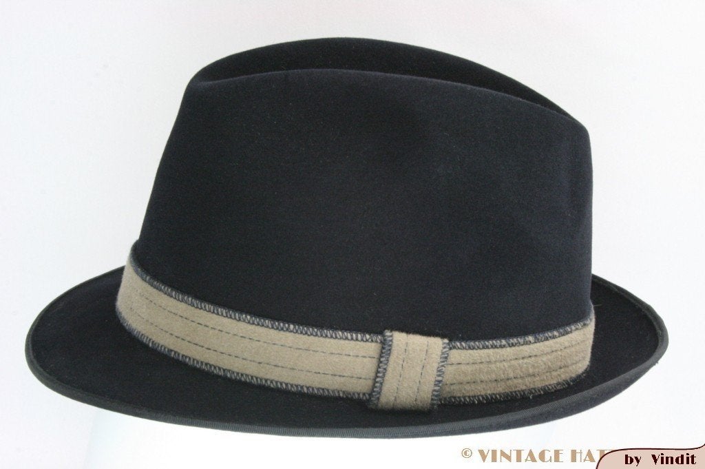 Vintage Gleufhoed Wegener zwartblauw 55 = S tot XS, Wegener, Hoed, Ophalen of Verzenden, 57 cm (M, 7⅛ inch) of minder