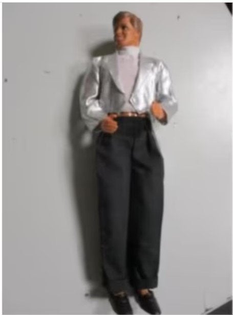 VINTAGE BARBIE/KEN 1968 Made in MALAYSIA met Kleding, Verzenden, Gebruikt, Fashion Doll