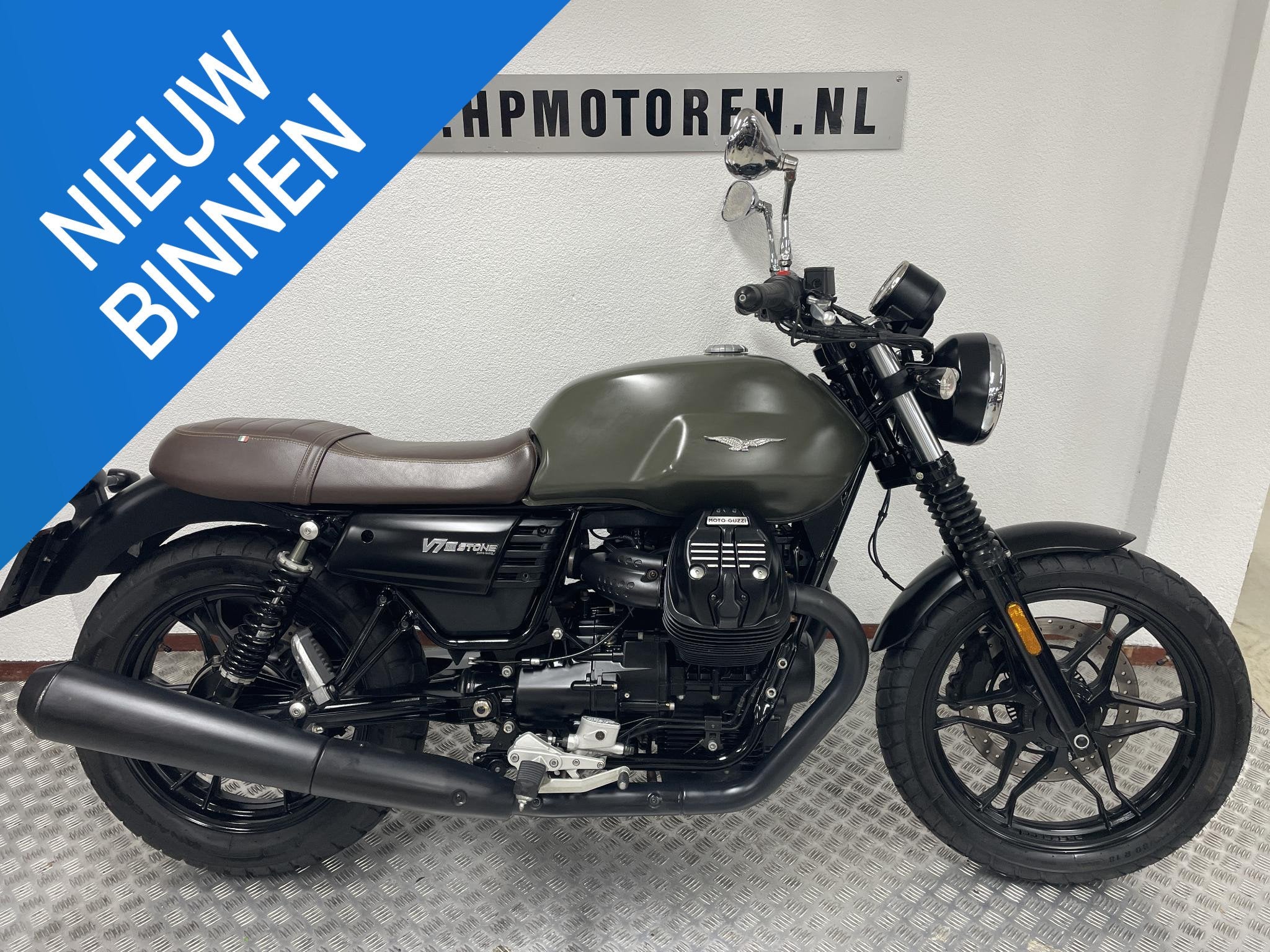 Moto Guzzi V7 III SPECIAL STONE ARMY ABS BOVAGGARANTIE NIEUW, 744 cc, Sport, Piaggio Vespa B.V., Minervum 7272
4817 ZM  Breda, NL