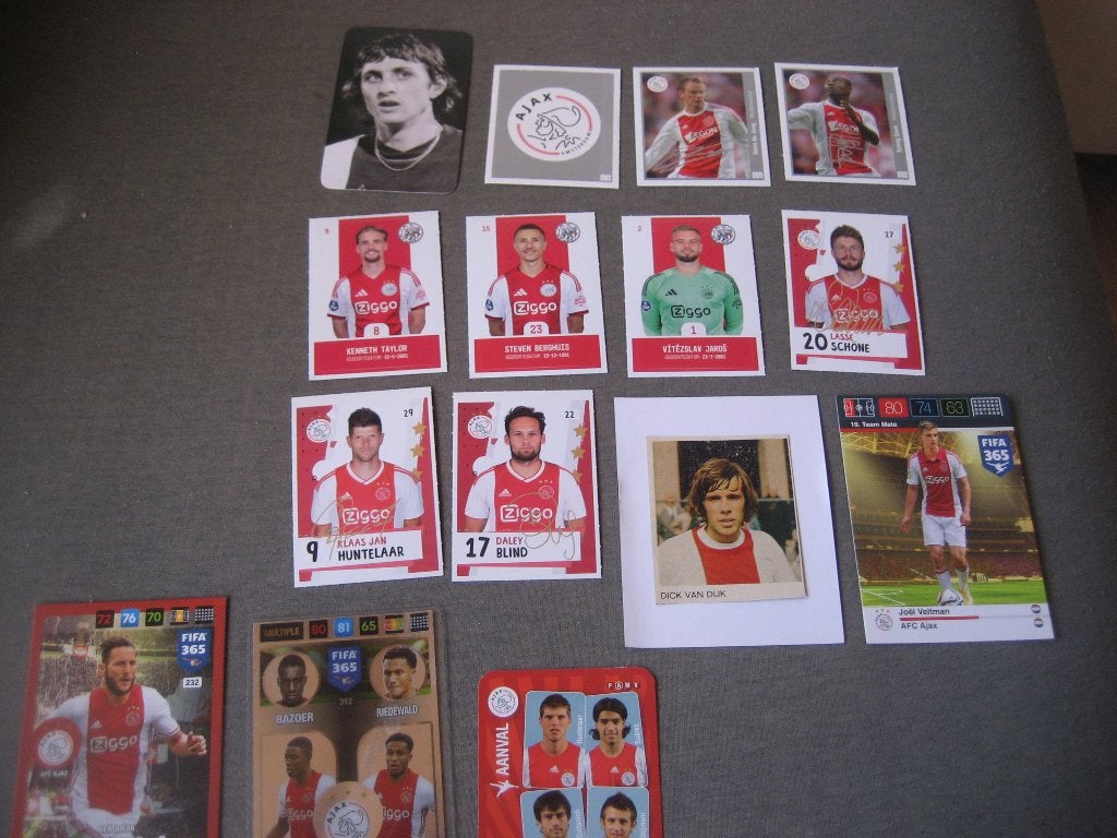 oude ajax plaatjes johan cruijff dick van dijk, Ophalen of Verzenden, Gebruikt, Meerdere plaatjes