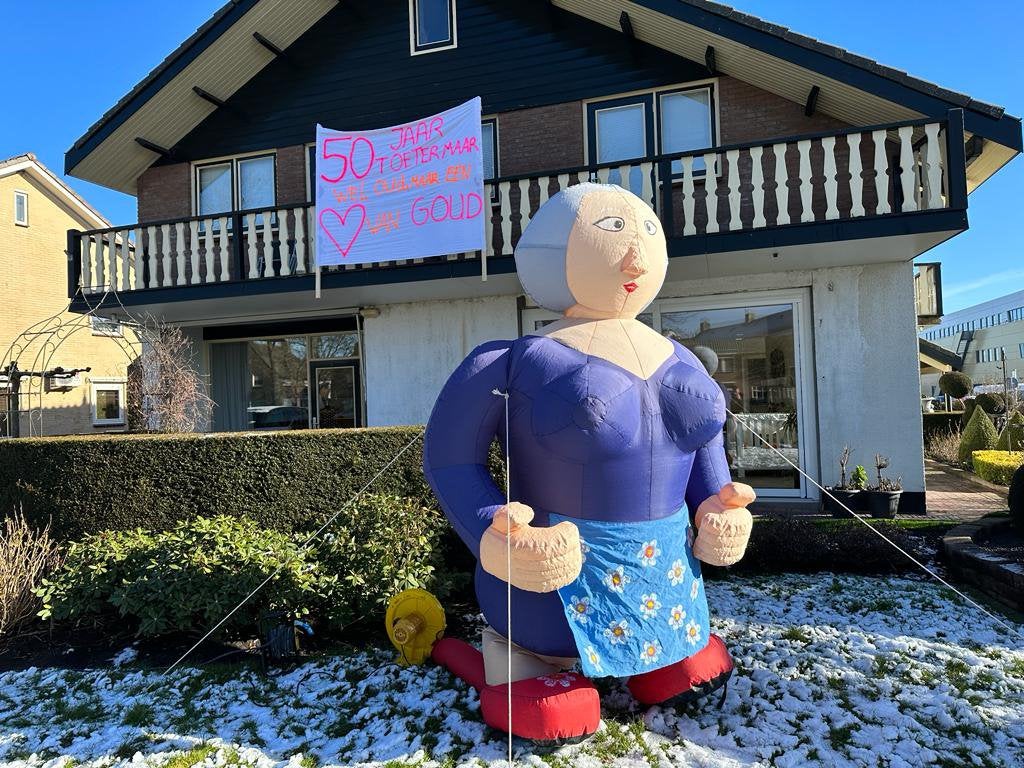 Te huur: opblaasbare SARA SARAH : 50 jaar : Flevoland Urk, Ophalen, Zo goed als nieuw, Abraham of Sarah
