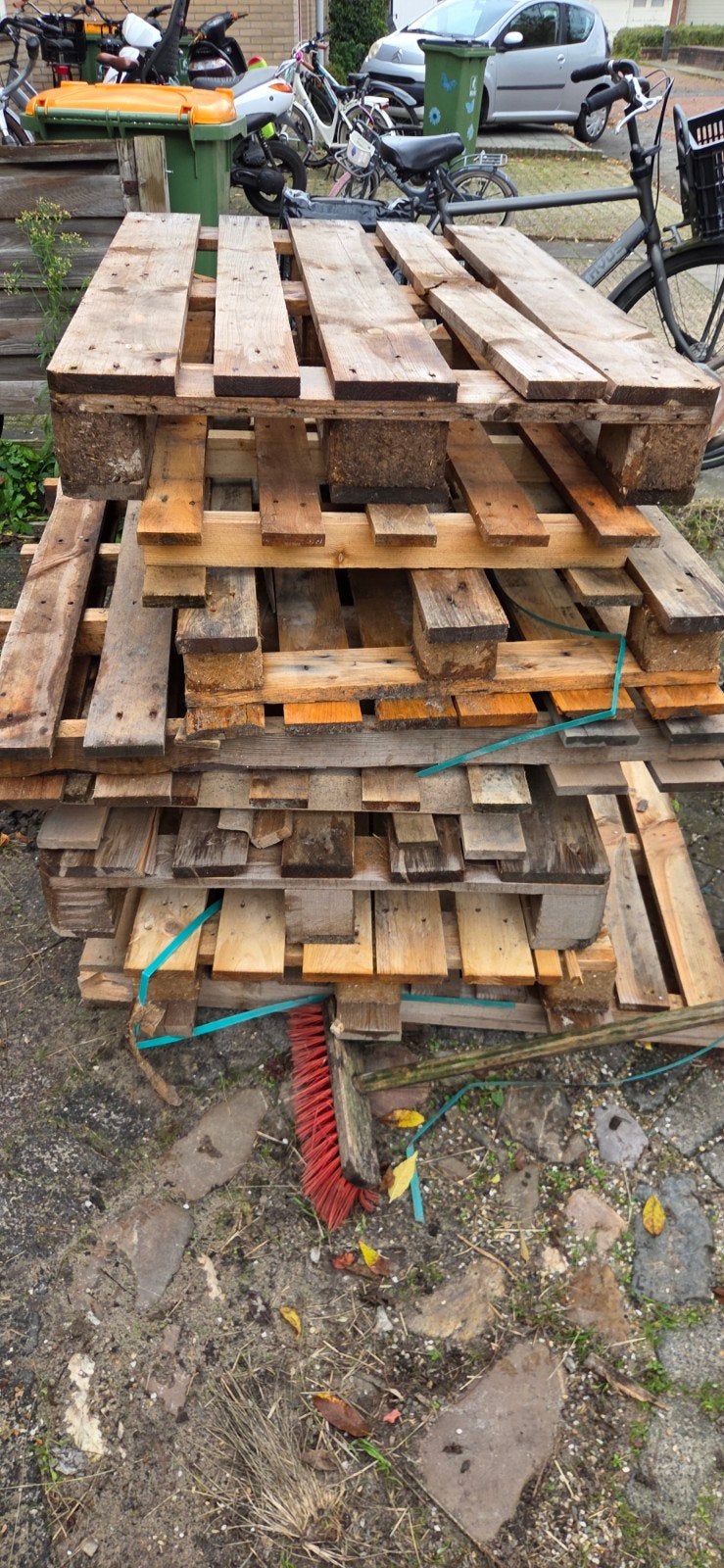 Diverse houten pallets, Gebruikt, Ophalen of Verzenden, 50 mm of meer, Pallet