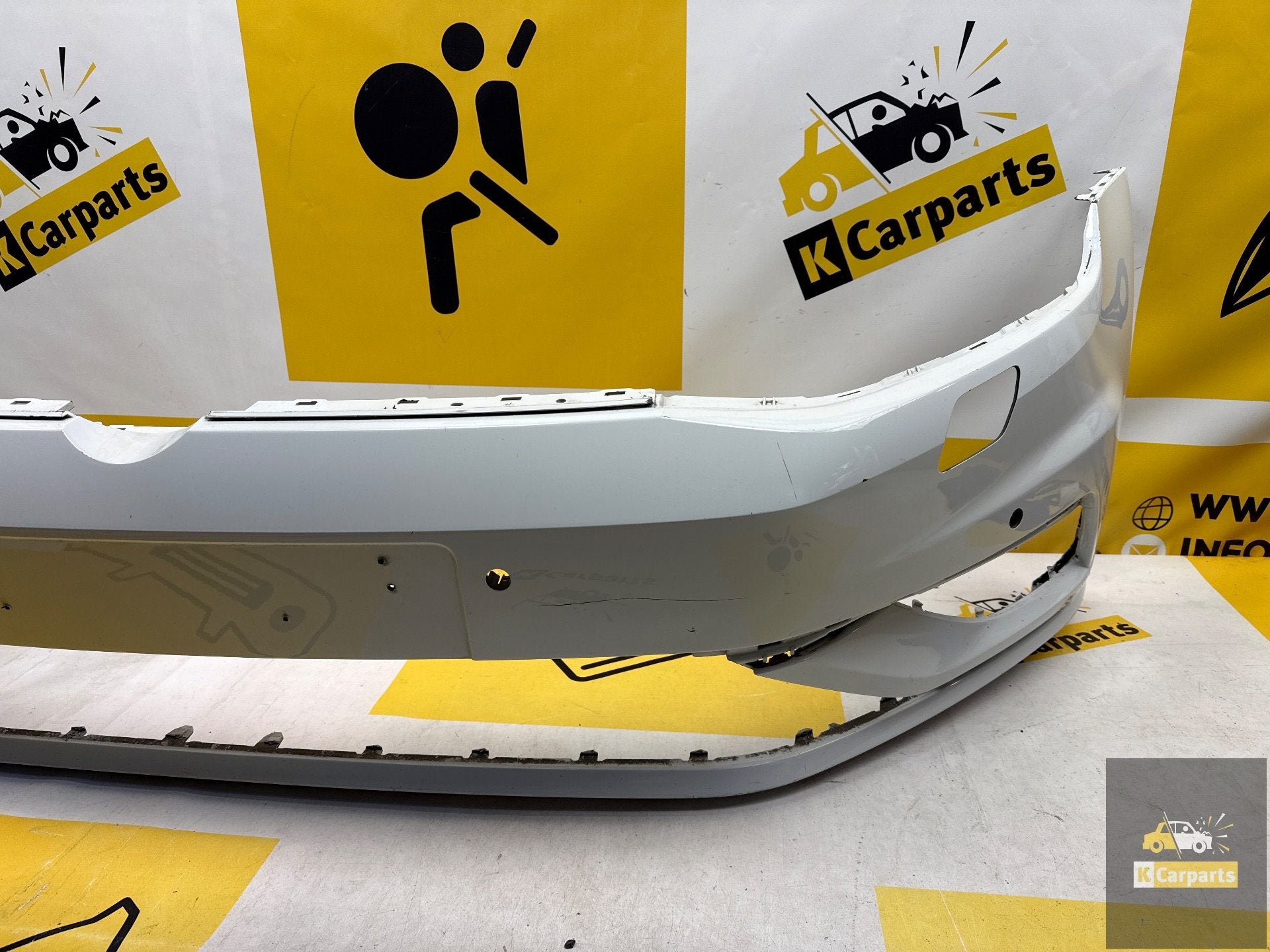 Volkswagen Golf 7 Facelift voorbumper 5G0807221FL, Gebruikt, Volkswagen AG, Bumper, Berliner Ring 2
38440  Wolfsburg, DE