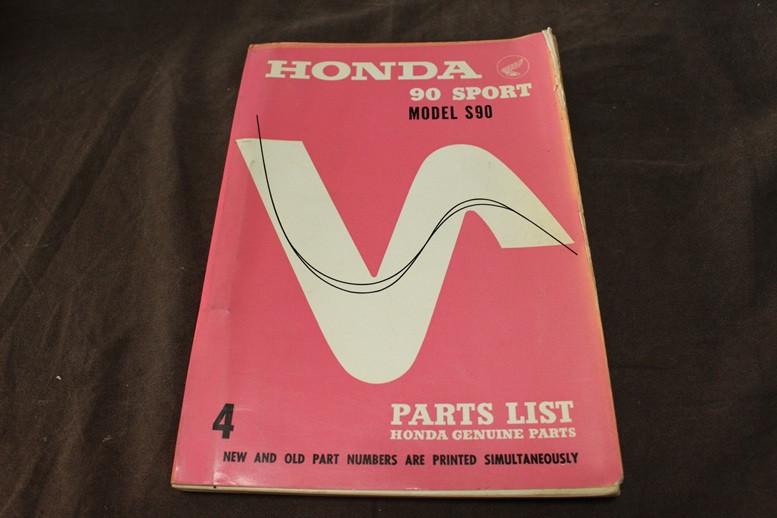 Honda 90 model S90 1966 motorcycle parts list sport, Ophalen of Verzenden, Honda
