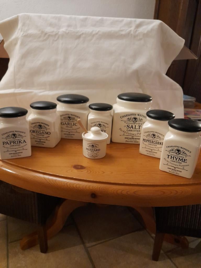 Charlotte Watson Kruidenpotten en Potjes Set nu €15.00, Huis en Inrichting, Ophalen of Verzenden, Zo goed als nieuw